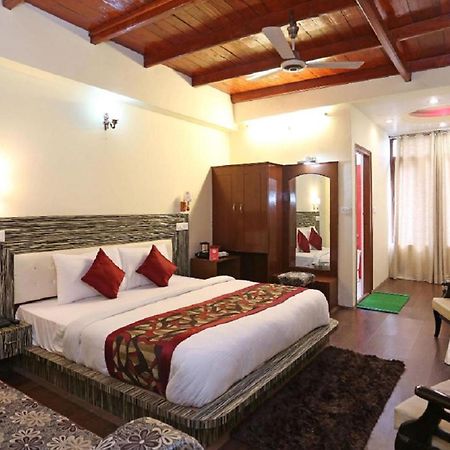 Goroomgo Moon Nainital Near Naini Lake - Parking & Lift Facilities -Hygiene And Spacious Room - Best Seller Dış mekan fotoğraf