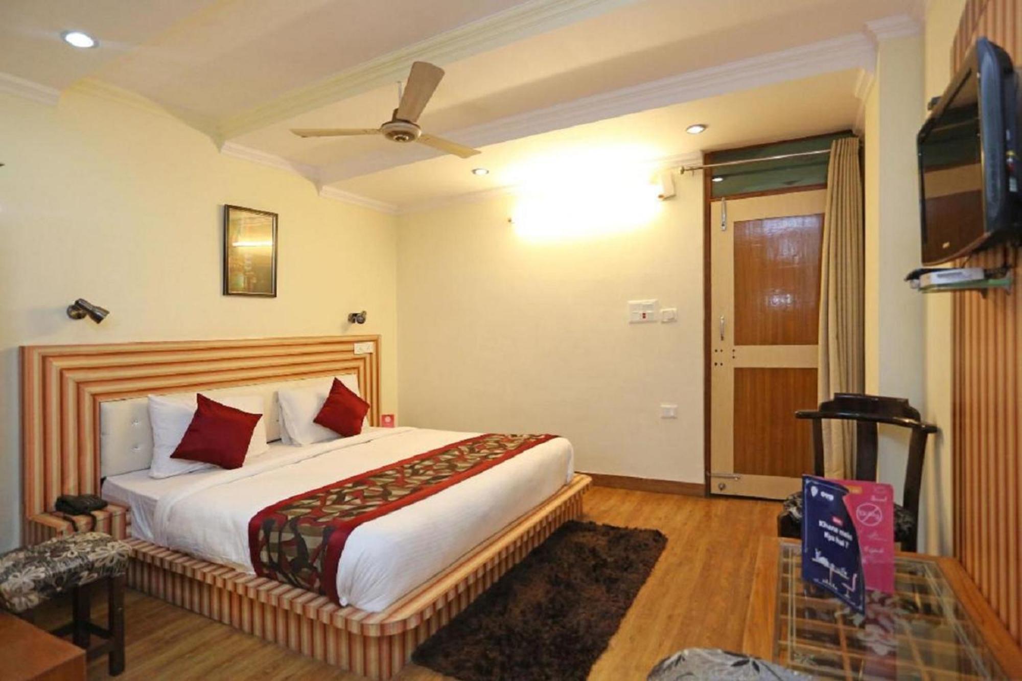 Goroomgo Moon Nainital Near Naini Lake - Parking & Lift Facilities -Hygiene And Spacious Room - Best Seller Dış mekan fotoğraf